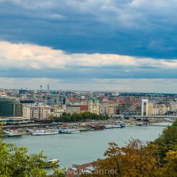 Будапешт. мост эржбет вид с замковой горы